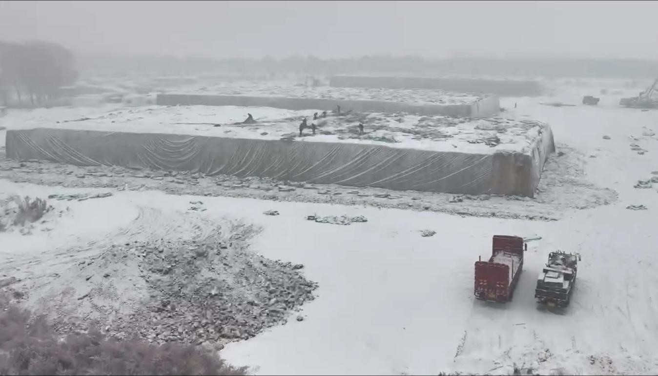 “黑科技”确保10万立方米存冰使用，哈尔滨冰雪大世界今冬将提前开园！
