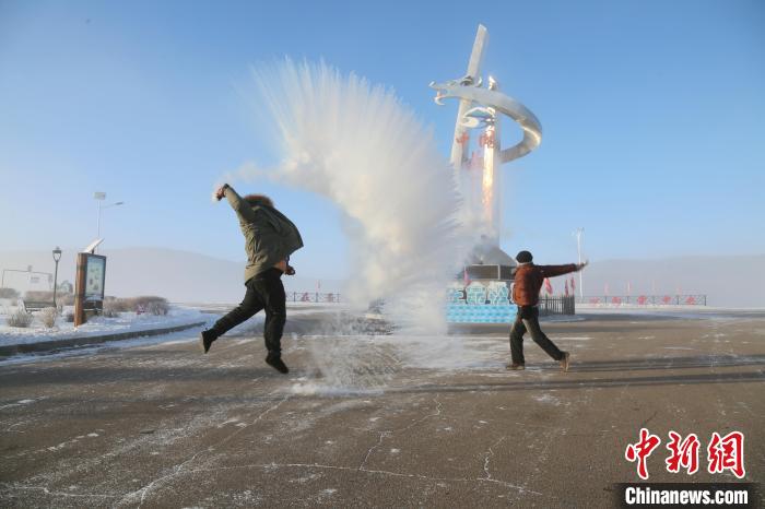 连续3天-40℃以下 “中国最冷小镇”进入“极寒时刻”